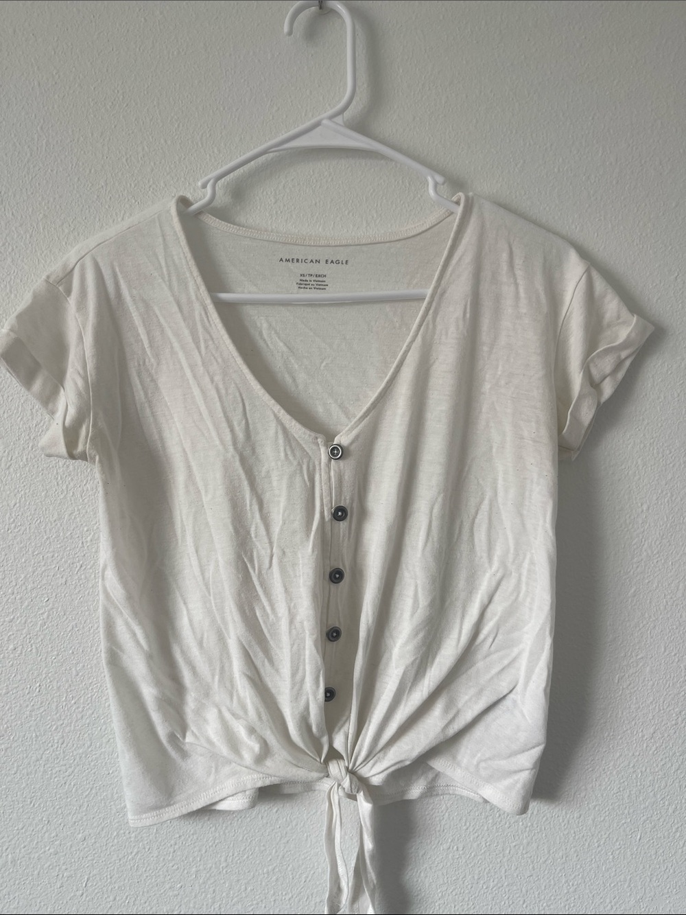 American Eagle Outfitters White Crop Top
